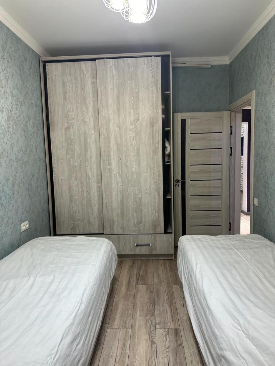 Apartment Tashkent 3 Bedrooms Esterno foto